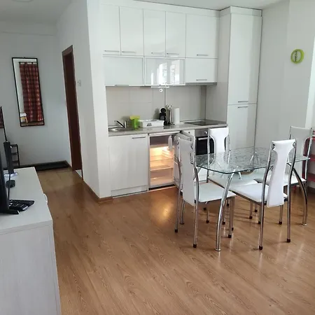 Διαμέρισμα Bella's