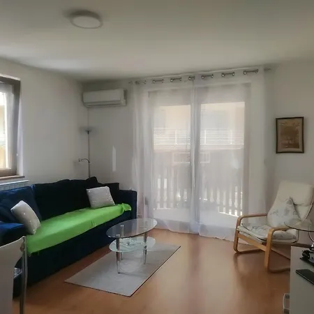 Διαμέρισμα Bella's